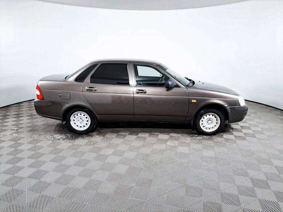 Lada (ВАЗ) Priora, 2017 - фото №4